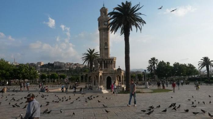 Izmir, place de l'horloge